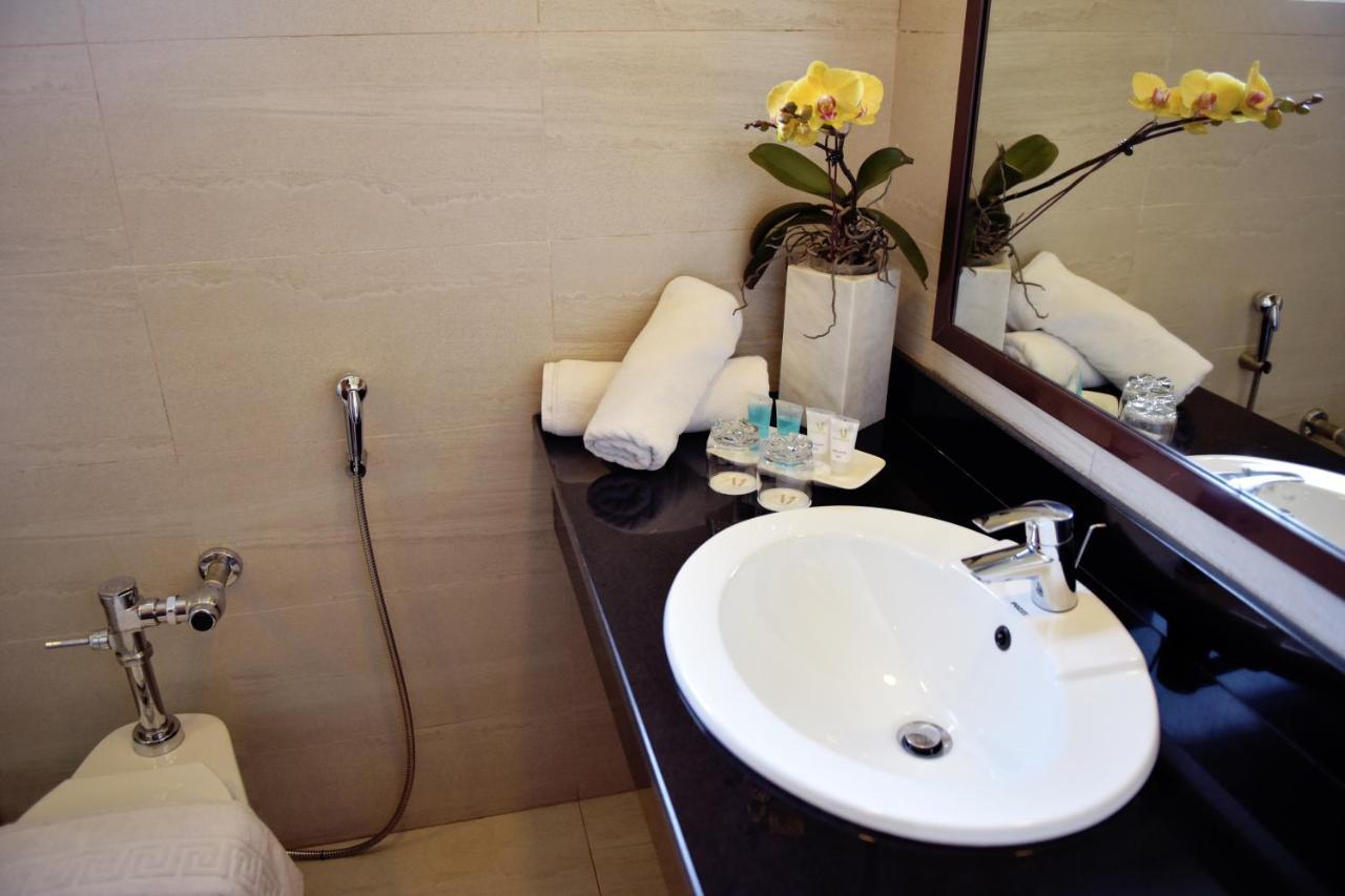 Aura One Hotel Baguio City Exterior foto