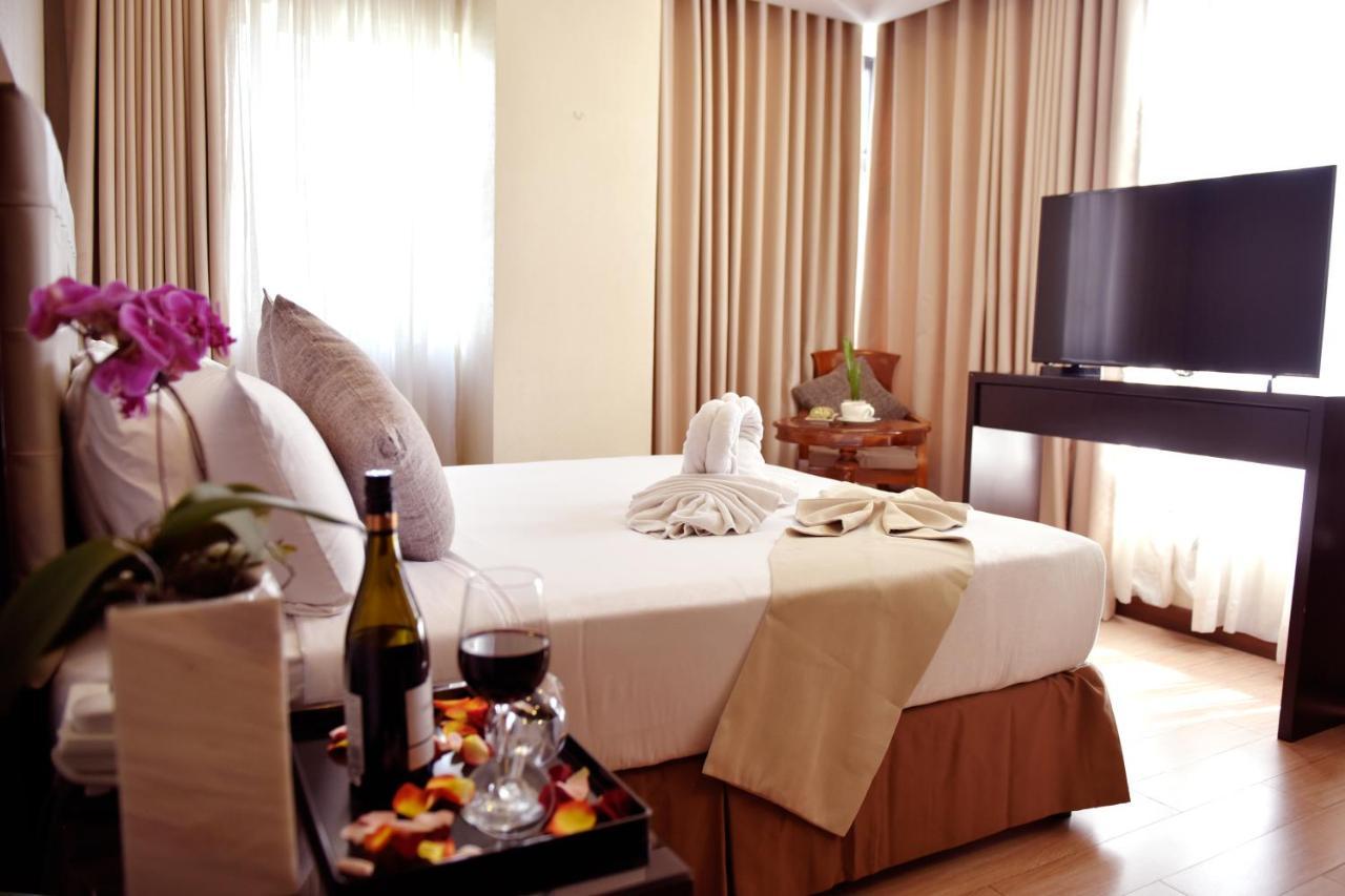 Aura One Hotel Baguio City Exterior foto
