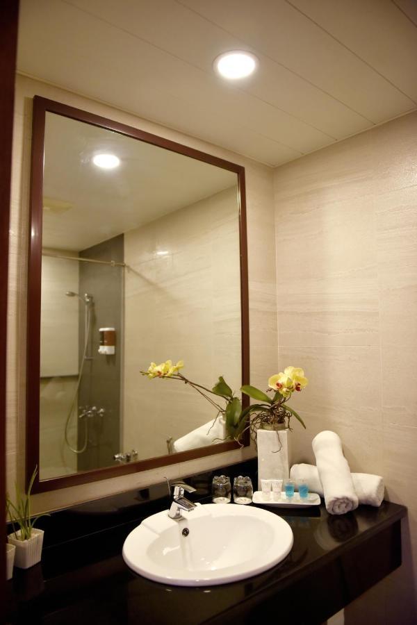 Aura One Hotel Baguio City Exterior foto