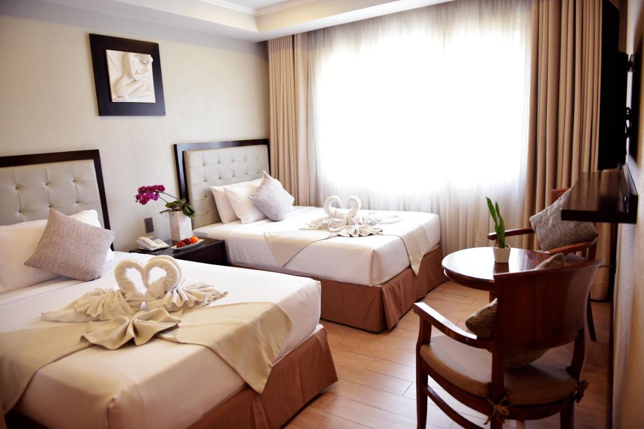 Aura One Hotel Baguio City Exterior foto