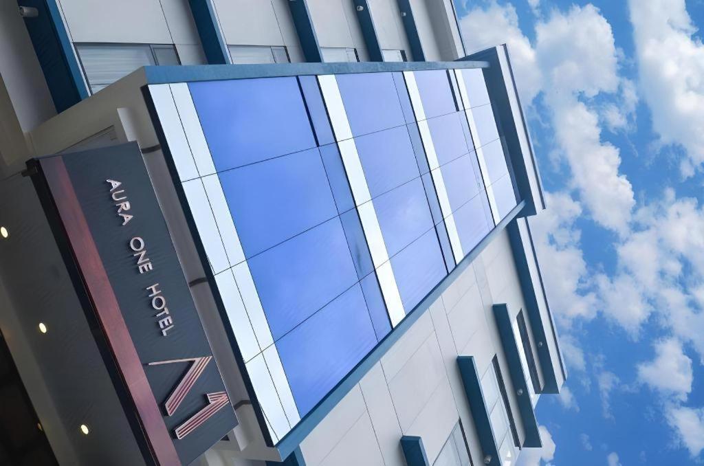 Aura One Hotel Baguio City Exterior foto